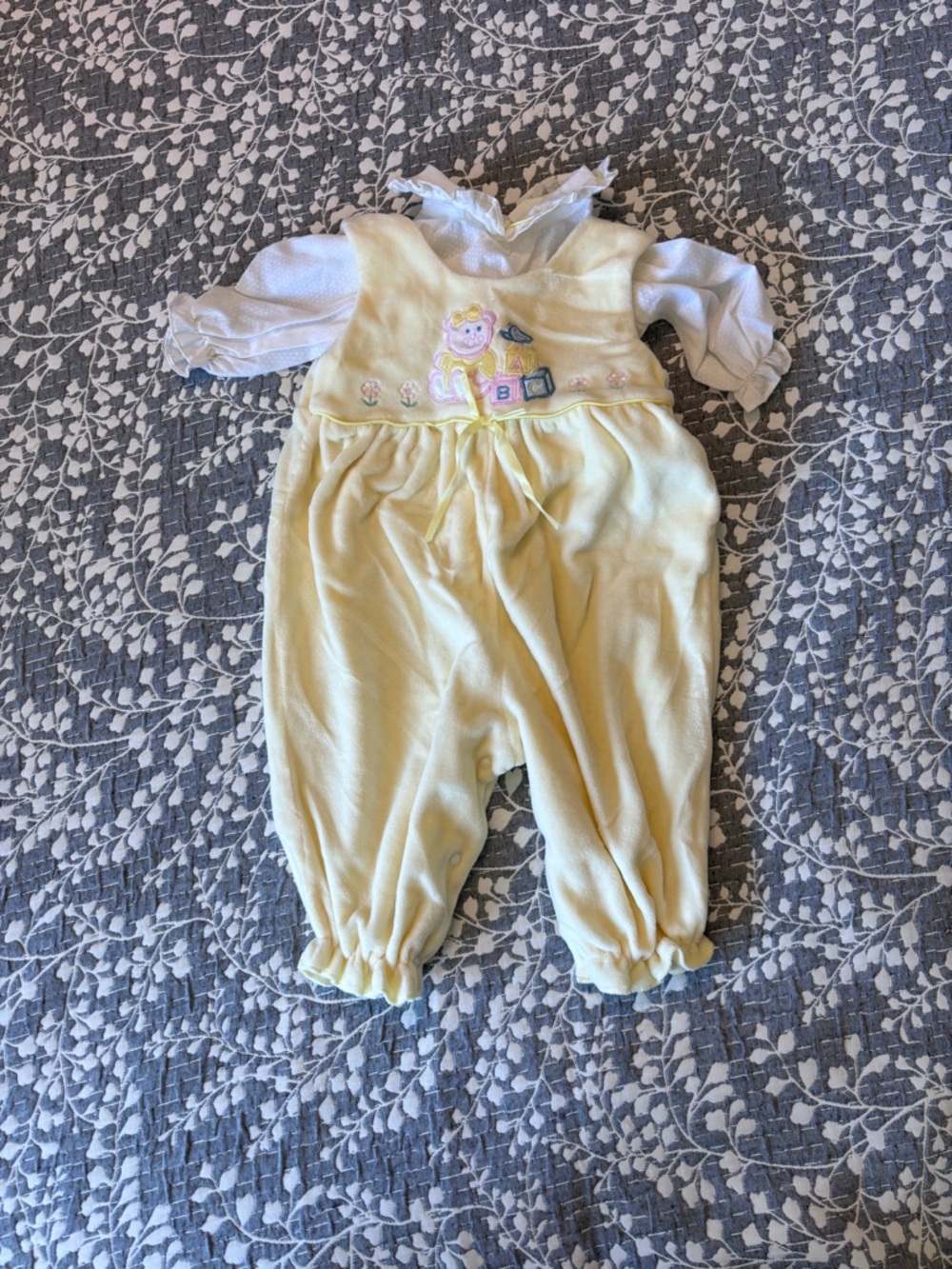 Vintage 1990’s unbranded romper and blouse - 3-6 months